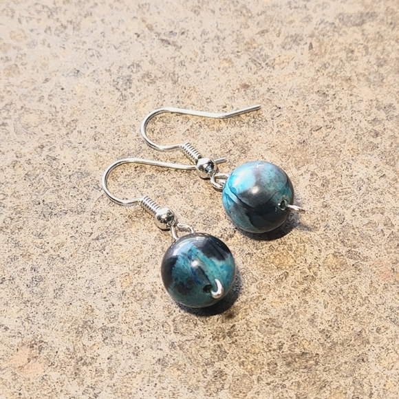 Agate Stone Bead Earrings - Picture 3 of 5